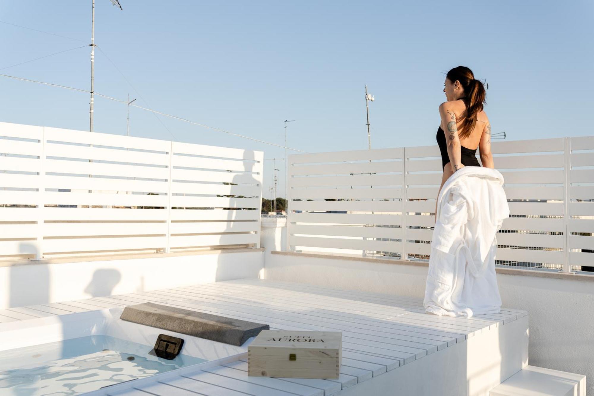 Aurluna Luxury Suites Bari Eksteriør billede