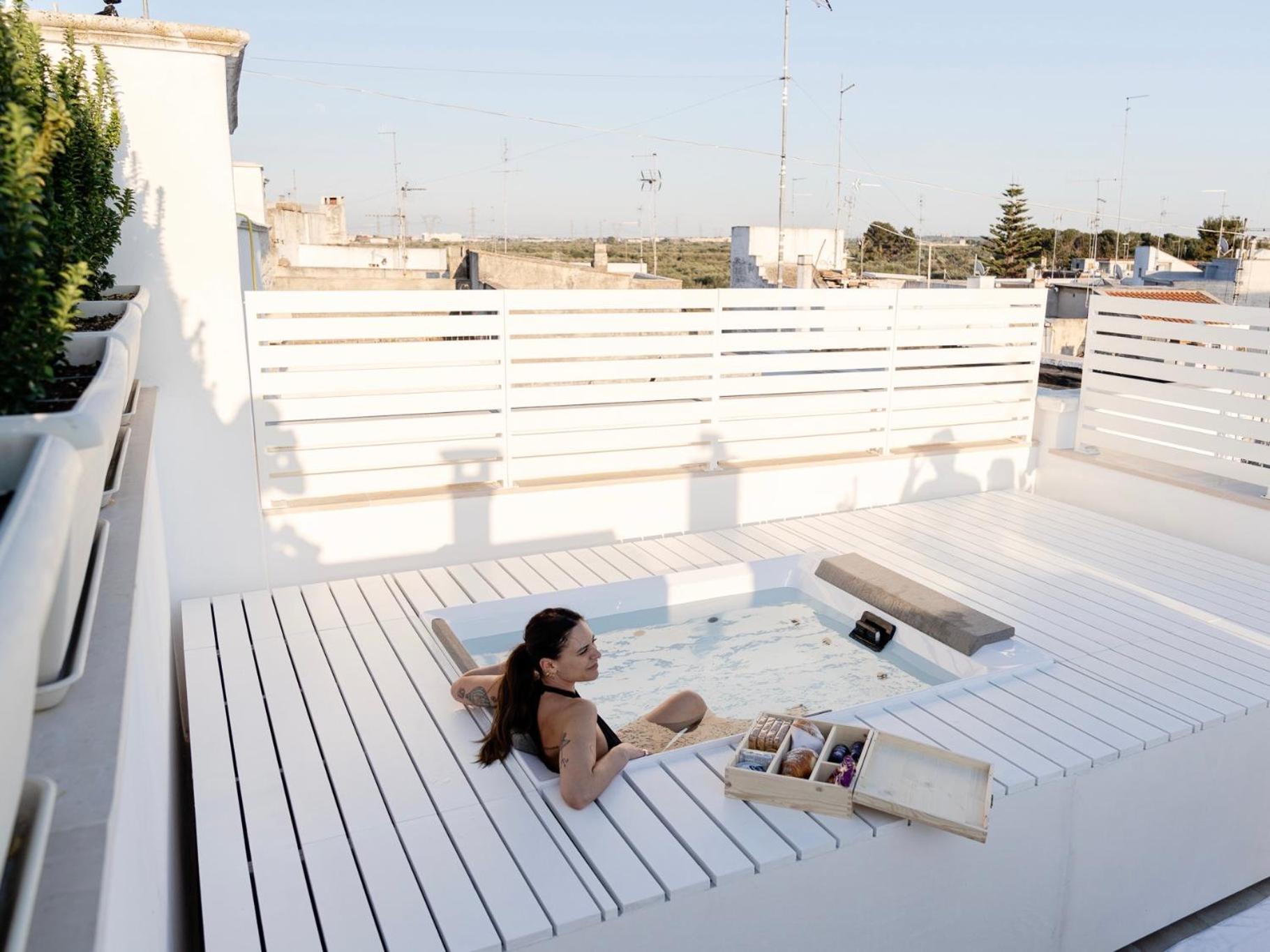 Aurluna Luxury Suites Bari Eksteriør billede
